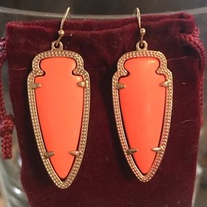 NWOT KENDRA SCOTT Orange Arrow Earrings